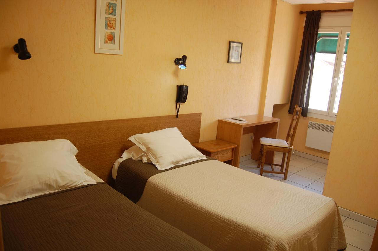 De La Hotel 2*